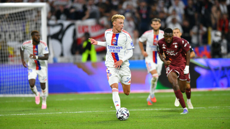 Adam Karabec lors d'OL - Metz