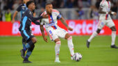 Corentin Tolisso (OL) devant Angel Gomes (OM)