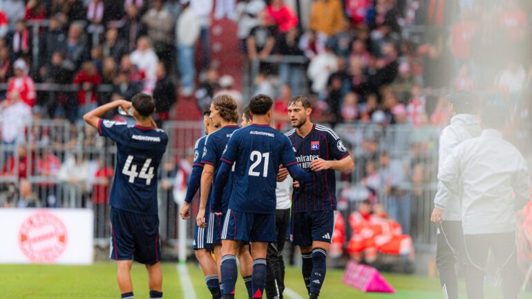 Les joueurs de l'OL contre le Bayern Munich