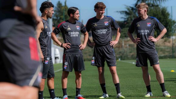 Georges Mikautadze, Nicolas Tagliafico, Tyler Morton et Pavel Sulc à l'entraînement de l'OL