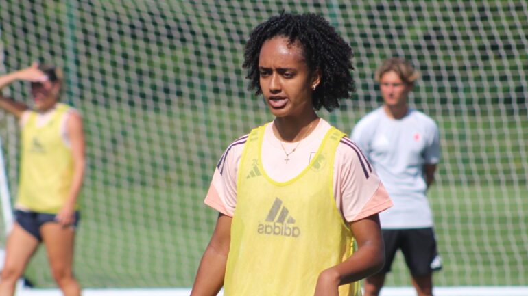 Lily Yohannes, milieu de l'OL Lyonnes
