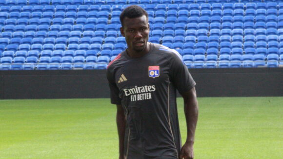Ibrahim Halilou, défenseur de l'OL