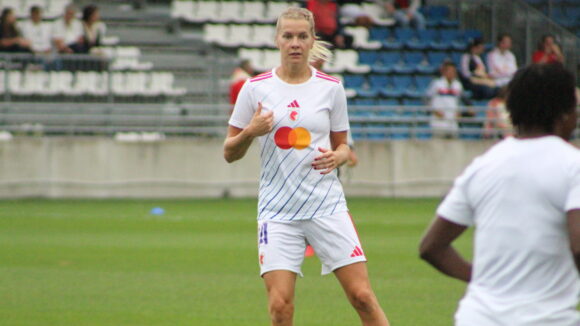 Ada Hegerberg lors d'OL Lyonnes - London City Lionesses