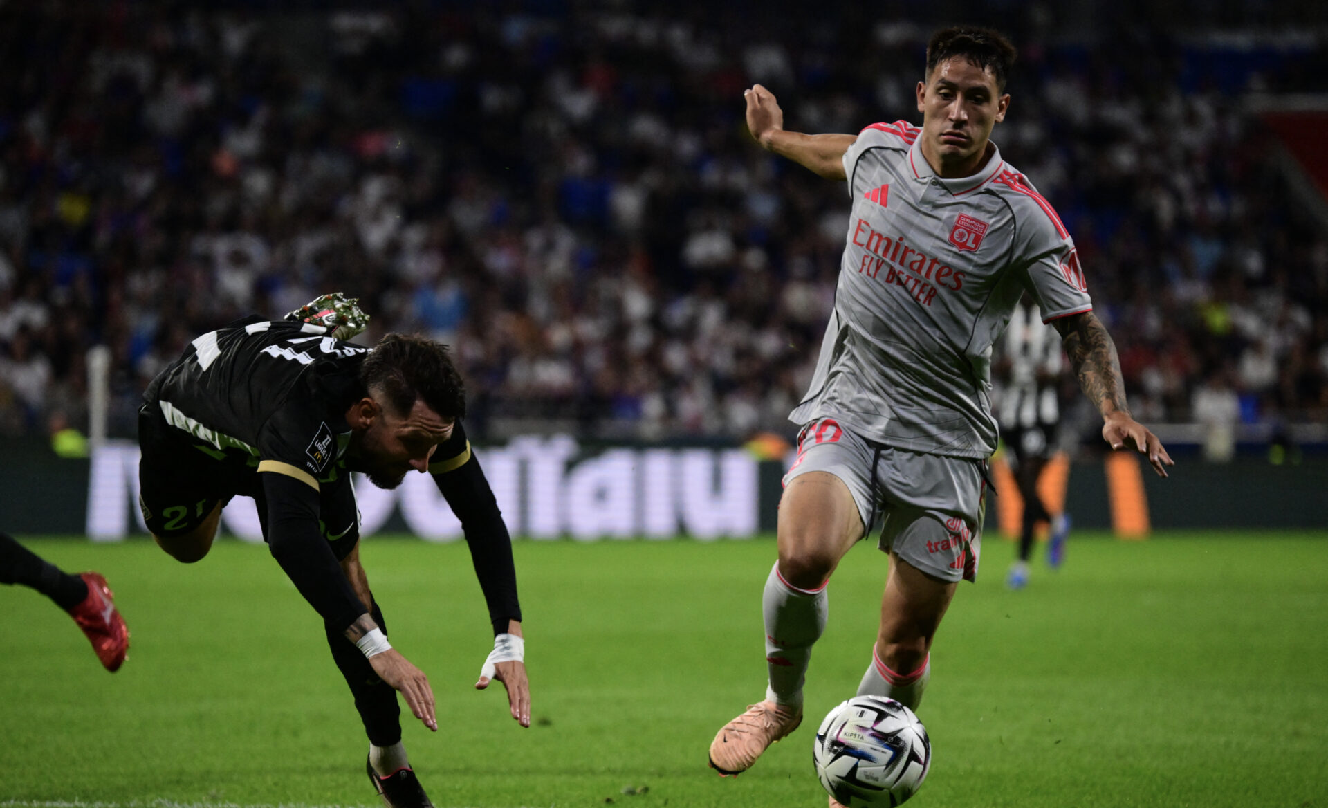 
		Commentaires sur Mercato : accord OL - Getafe pour Satriano par leroilyon		