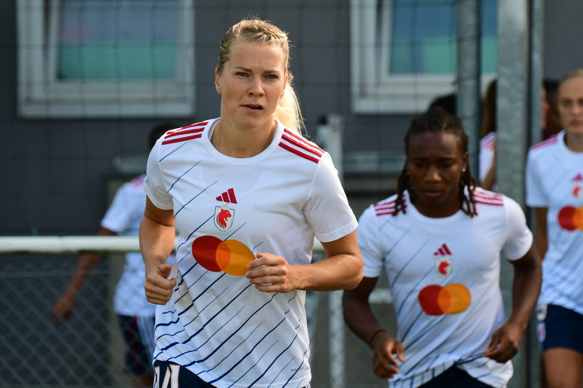 Commentaires sur OL Lyonnes - Atletico de Madrid : Hegerberg et Dumornay de retour dans le onze par zucayan