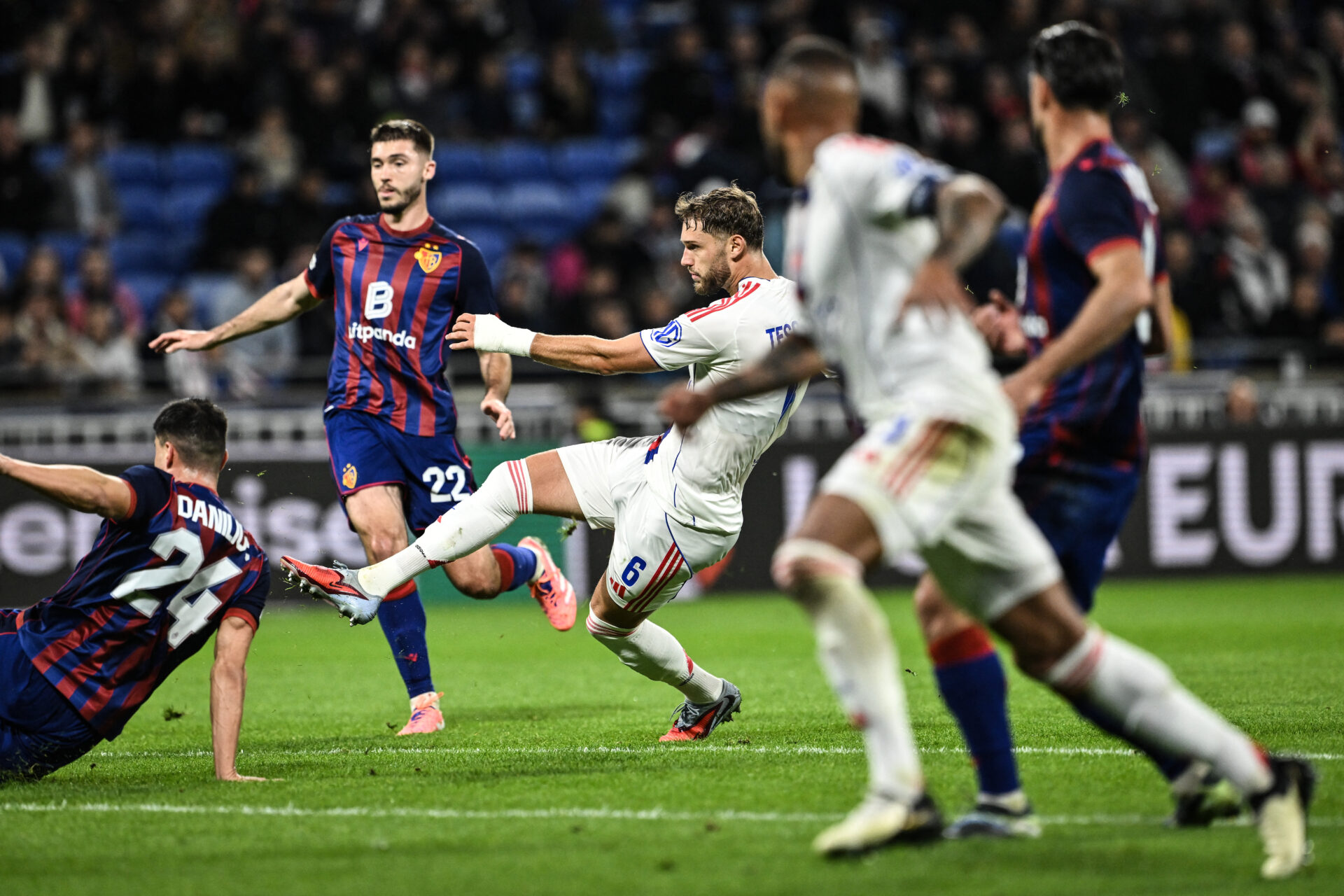 Commentaires sur OL - Mercato : Tessmann dans la short-list de la Lazio ? par manu