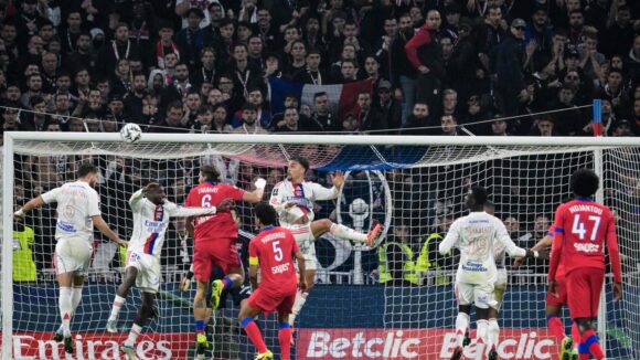 OL - PSG le dimanche 9 novembre 2025