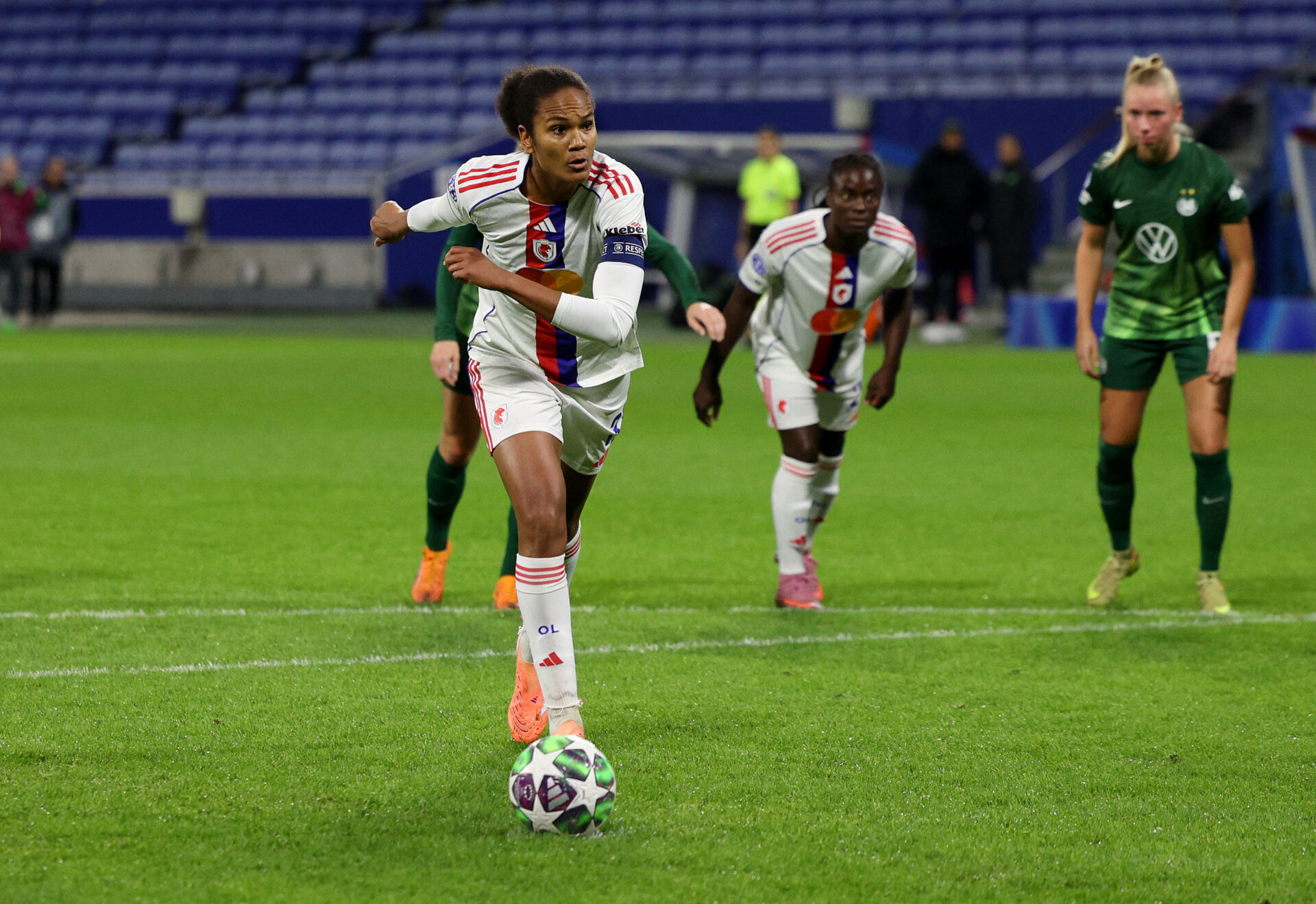 
		Commentaires sur OL Lyonnes - Bleues : Bonadei s’exprime sur le cas Renard par isabielle		