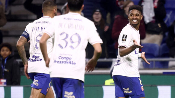 Abner après son but lors d'OL - Nantes