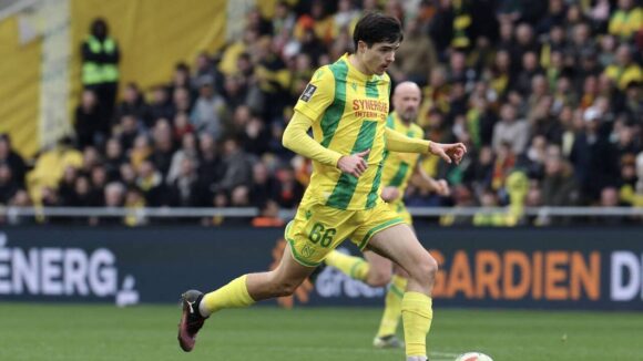 Louis Leroux, milieu du FC Nantes