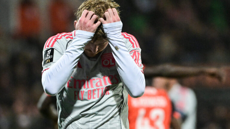 Pavel Sulc lors de Lorient - OL.