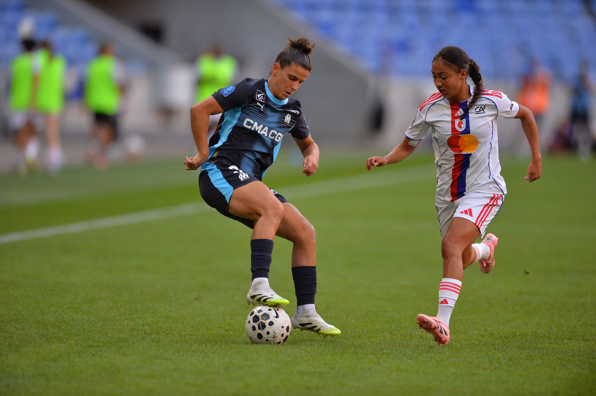 OM - OL Lyonnes fixé au 25 janvier et arbitré par Romy Fournier