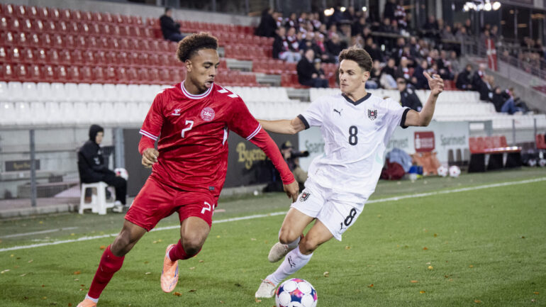 Noah Nartey avec les U21 du Danemark