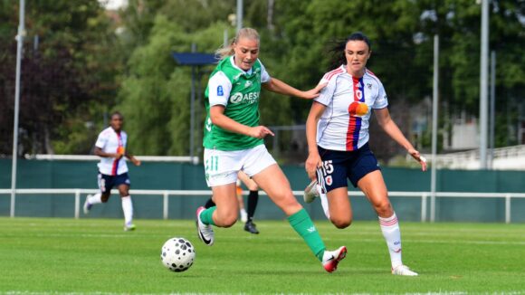 Ingrid Engen lors du derby ASSE - OL Lyonnes