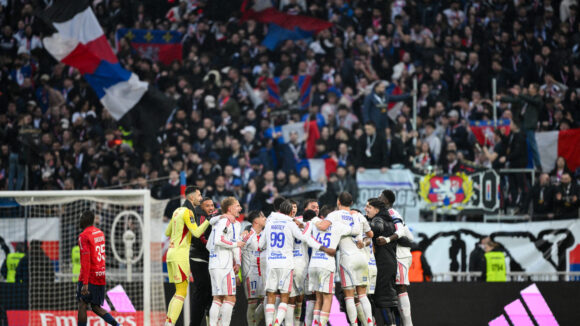 La joie des joueurs de l'OL après la victoire contre Lille