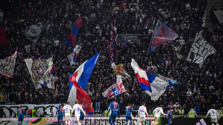 Les supporters de l'OL contre Nice au Parc OL