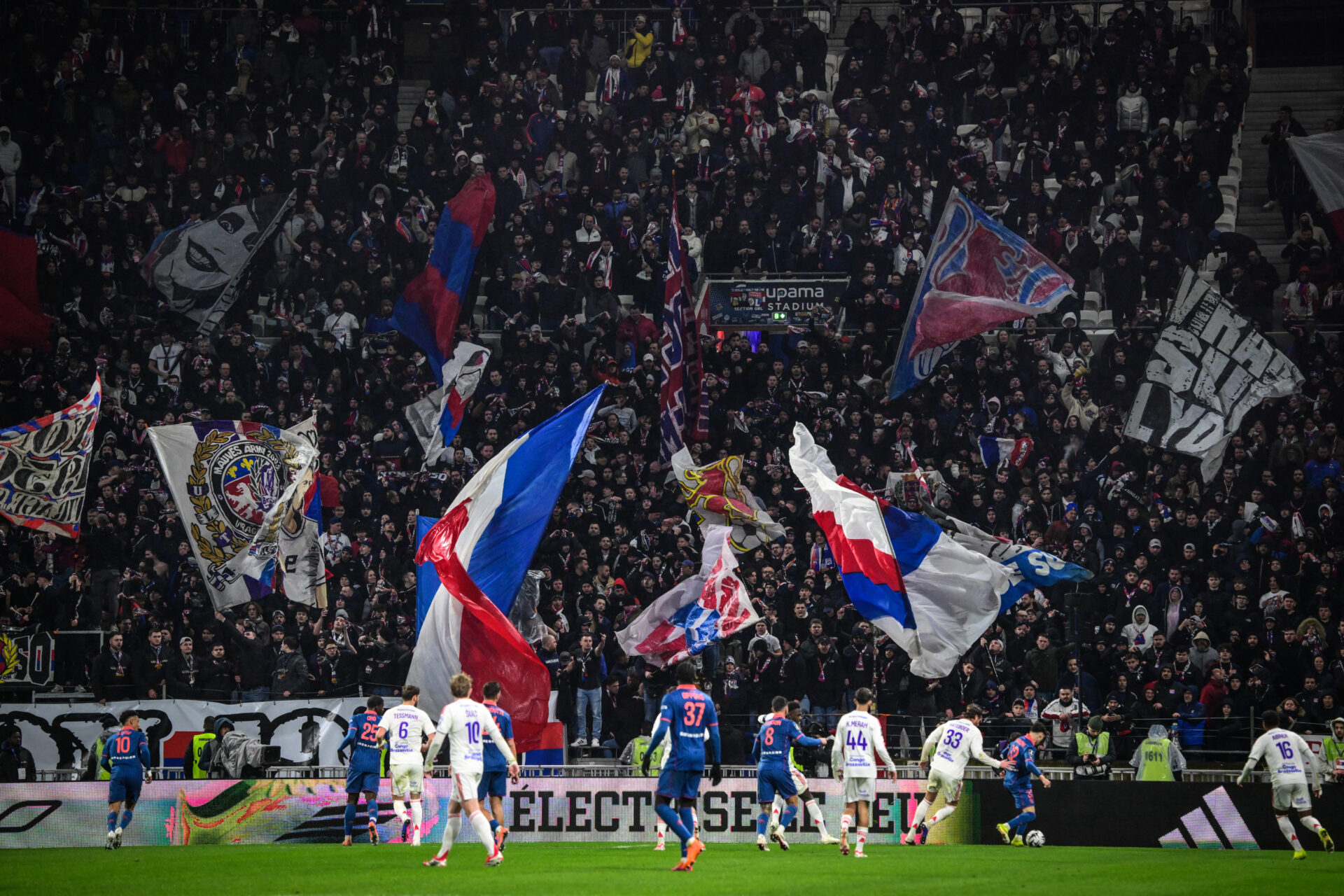 
		Commentaires sur OL - Fenerbahçe : la barre des 50 000 spectateurs atteinte par Olreal		