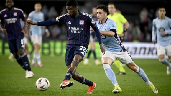 Clinton Mata lors de Celta - OL