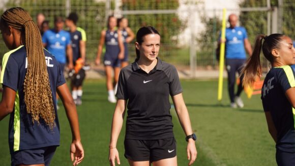 Charlène Laur, arbitre de Première Ligue