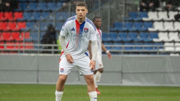 Daryll Benlahlou, joueur offensif de l'OL Académie