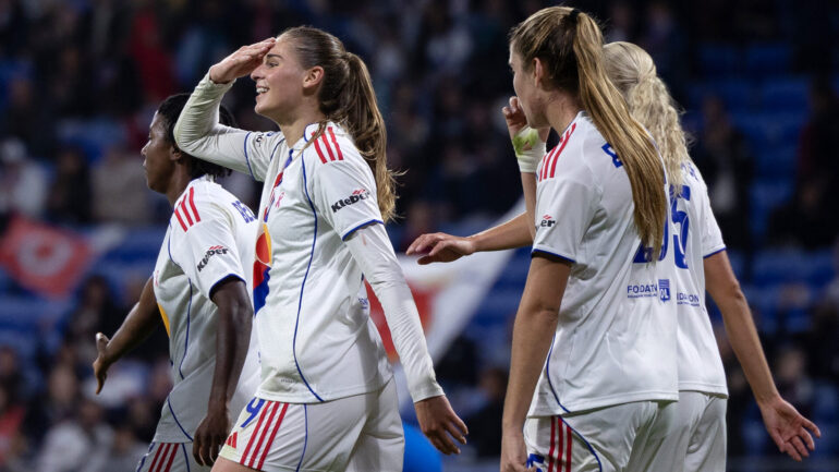 Jule Brand avec OL Lyonnes