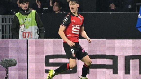 Estéban Lepaul, attaquant de Rennes