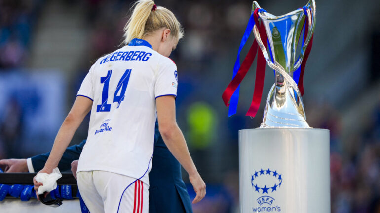 Ada Hegerberg après la finale FC Barcelone - OL Lyonnes