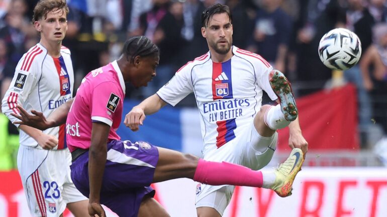 Nicolas Tagliafico lors d'OL - Toulouse