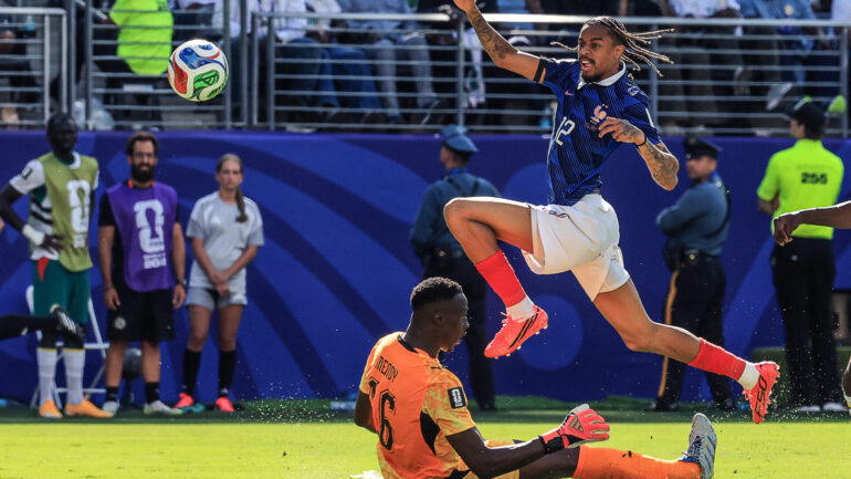 Bradley Barcola buteur lors de France - Sénégal
