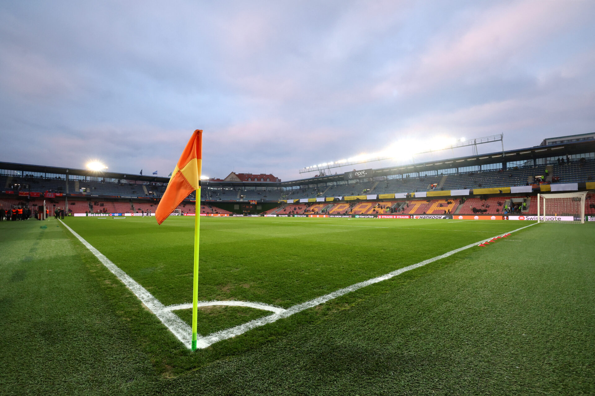 Commentaires sur Belle affluence attendue pour Sparta Prague - OL par Tigone