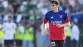 Tyler Morton lors de Real Betis - OL