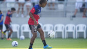 Steeve Kango à l'échauffement (OL)