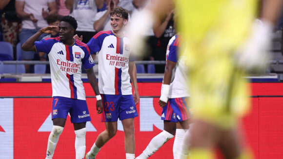 Tyler Morton et Ernest Nuamah lors d'OL - Sparta Prague