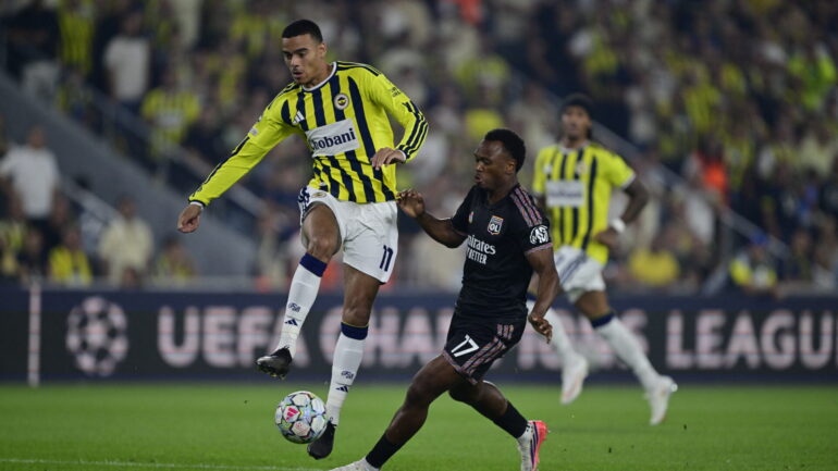 Loïs Openda lors de Fenerbahçe - OL