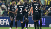 Les joueurs de l'OL face à Fenerbahçe