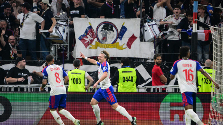 Pavel Sulc buteur lors d'OL - Crystal Palace