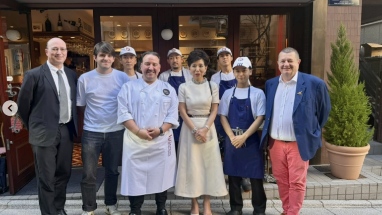 La présidente de l'OL Michele Kang au restaurant lyonnais Lugdunum avec Christophe Marguin / @OL